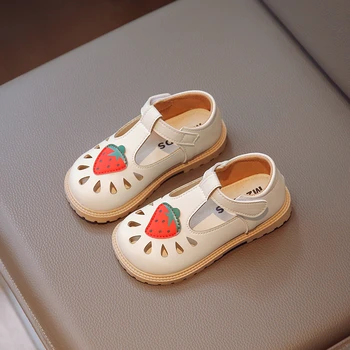 Детские сандалии Strawberry Patch, детская повседневная обувь, универсальная простая полая Противоскользящая детская обувь для девочек из искусственной кожи 2023 года выпуска